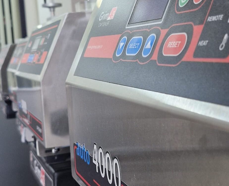 Folyo kapatma makinası